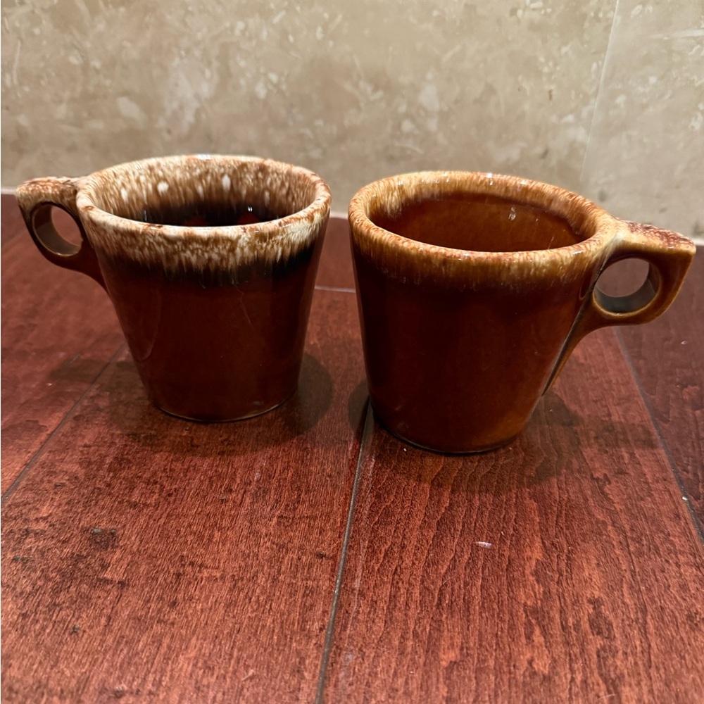 Set Of 2 Vintage Hull Pottery Brown Drip Coffee Tea Mugs 3.5" Tall